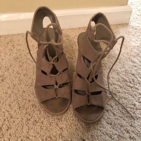 Shoes - Tie-up heels